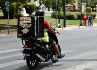 Πως θα λειτουργήσει ο δημόσιος και ιδιωτικός τομέας με την επέλαση του καύσωνα [vid]