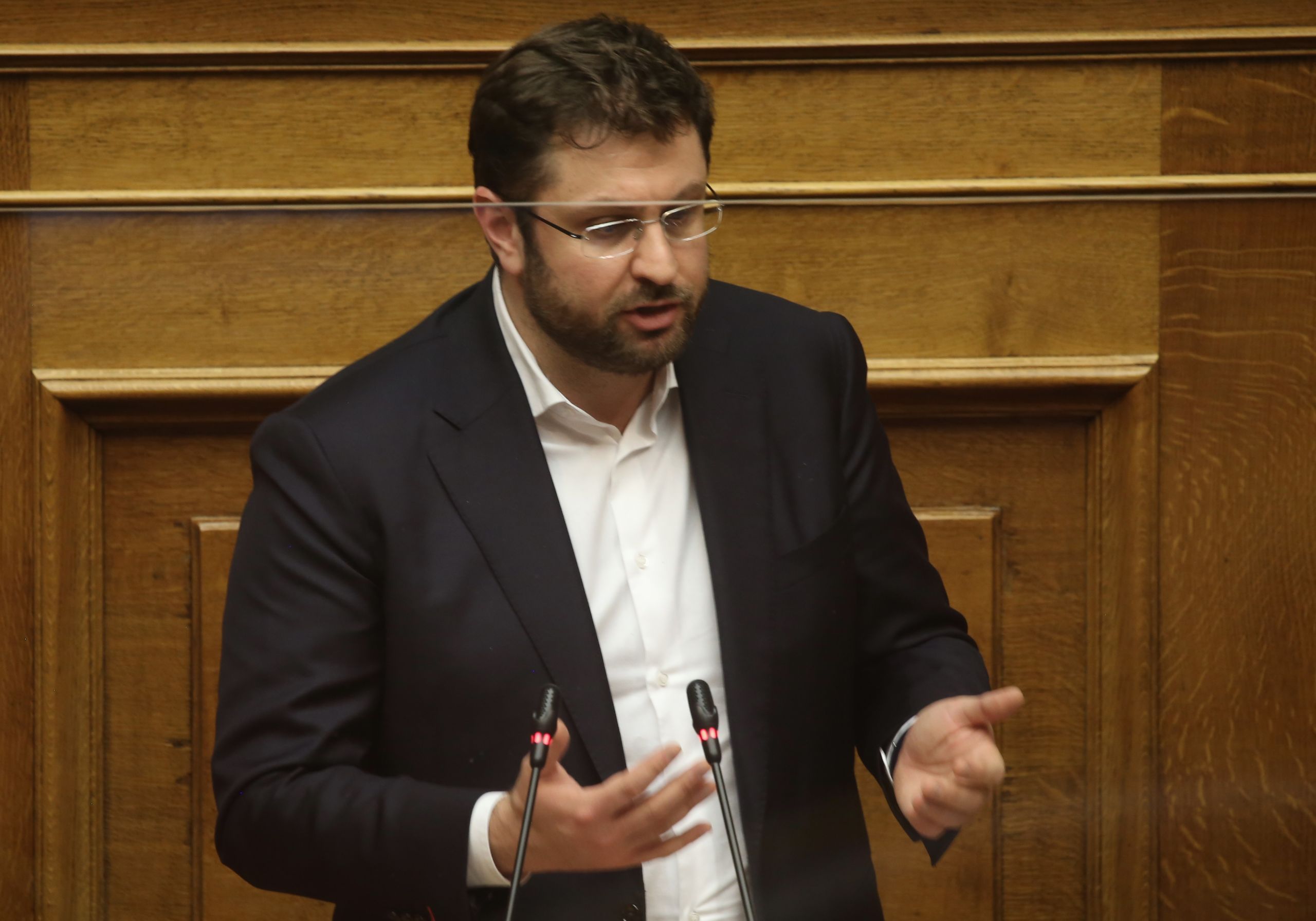 Ζαχαριάδης: «Τρομερά δυσάρεστη εξέλιξη το κλείσιμο της Αυγής, λάθος οι αποχωρήσεις από τον ΣΥΡΙΖΑ»