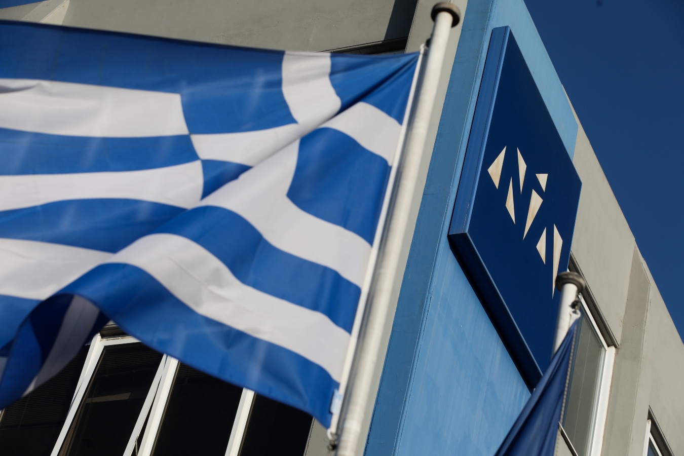 ΝΔ:Ο Κασσελάκης ποιο σύστημα μαύρου χρήματος θέλει να σπάσει;Αυτό που υπαινίχθηκε ότι υπήρχε στον ΣΥΡΙΖΑ;