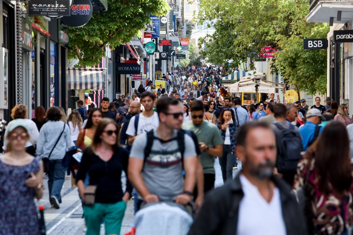Λιανεμπόριο: Μειώθηκε κατά 6,3% ο όγκος των πωλήσεων τον Απρίλιο