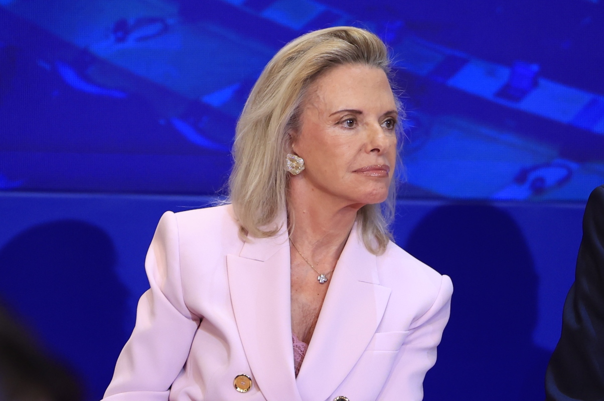 Βόζεμπεργκ: Αυτό που είδα από τον Κασσελάκη δεν ήταν πόθεν έσχες αλλά… εξώφυλλο περιοδικού
