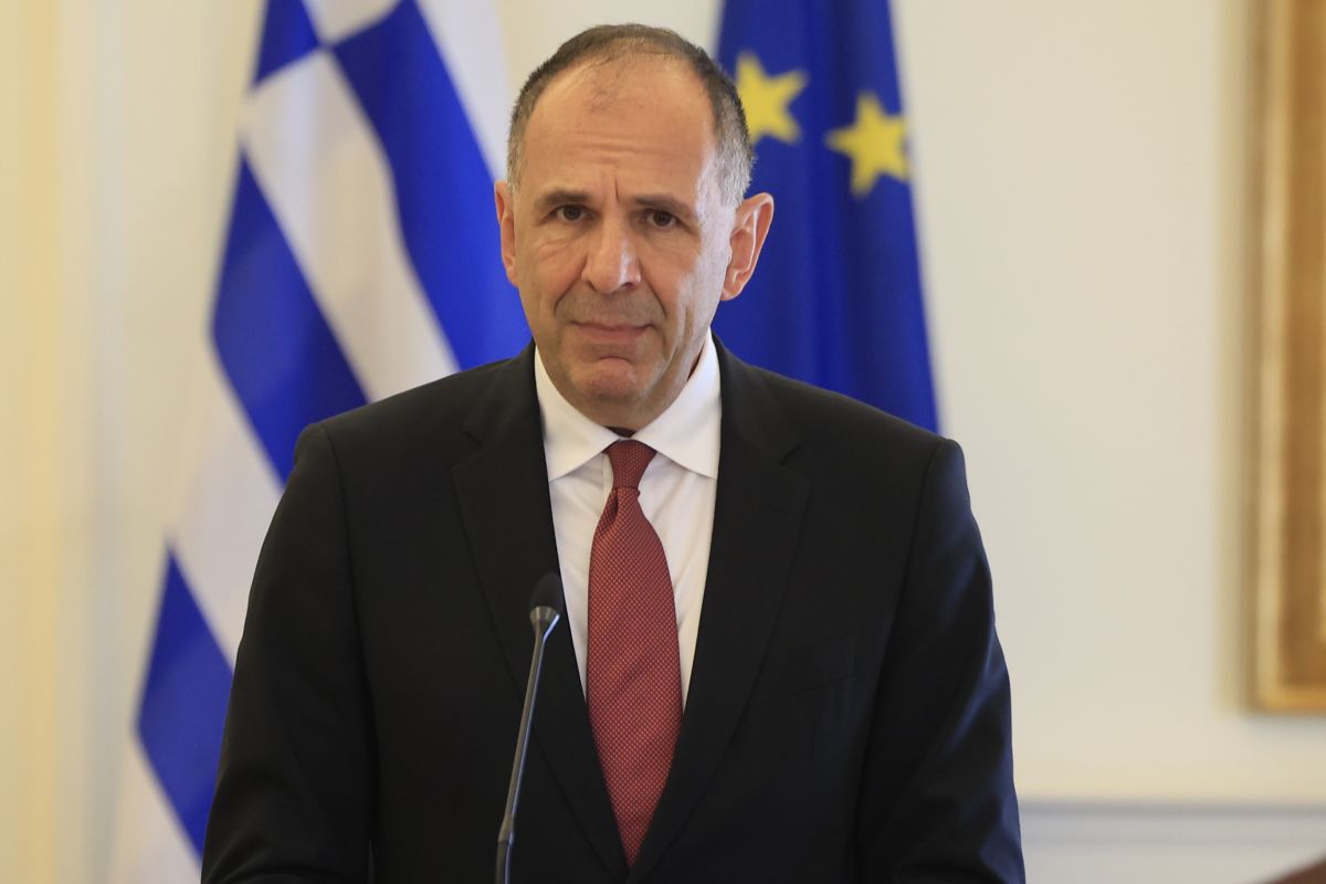 Γεραπετρίτης για Μπελέρη: Αναμένουμε να του δοθεί η δυνατότητα να ορκιστεί ευρωβουλευτής