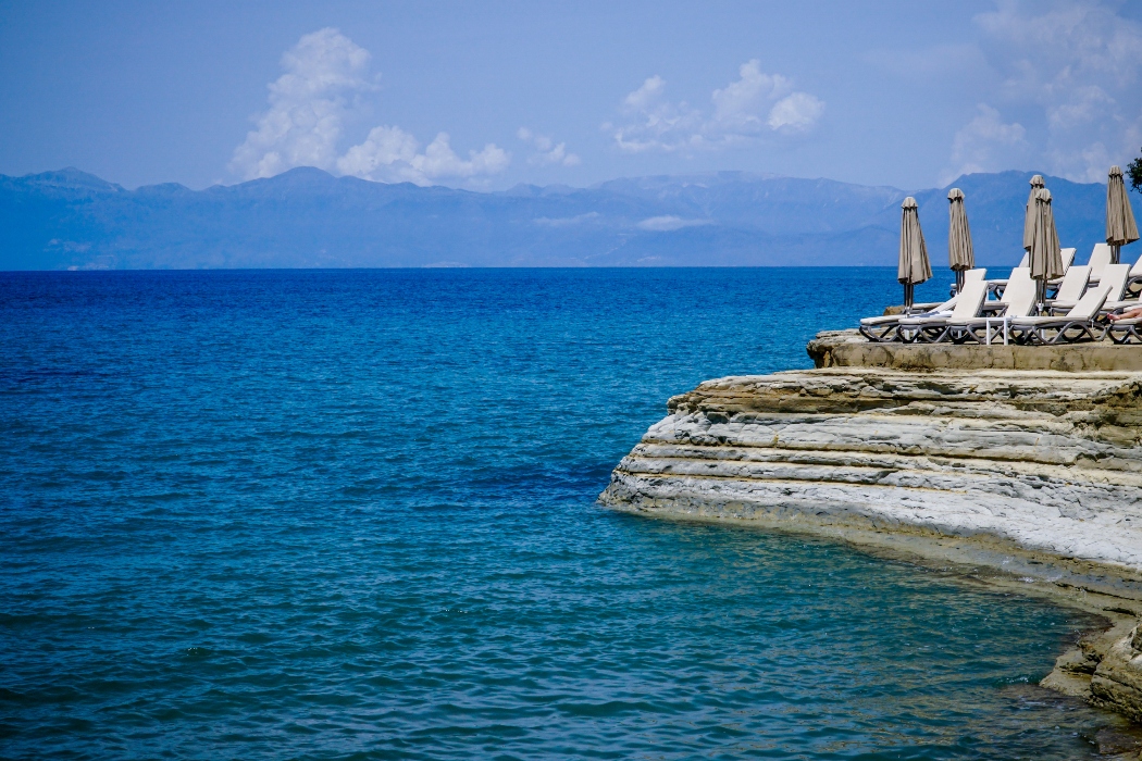 “Απάτητες Παραλίες”: Άλλες 40 στη λίστα – Απαγορεύονται μουσική, ομπρέλες, ξαπλώστρες, αναψυκτήρια