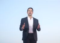 Επίθεση Κασσελάκη σε ΝΔ: Να δοθούν στη δημοσιότητα οι όροι ρύθμισης του χρέους της