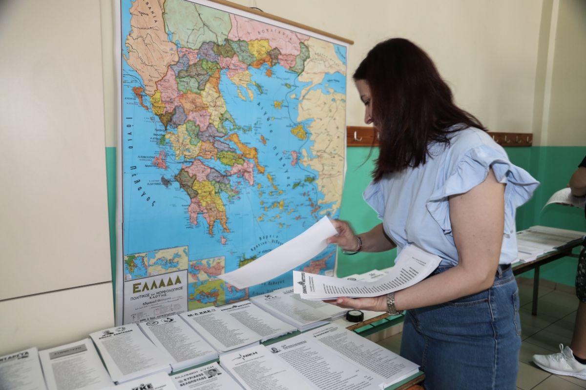 Ευρωεκλογές 2024: Πόσους βουλευτές αναμένεται να στείλει το κάθε κόμμα στην Ευρωβουλή