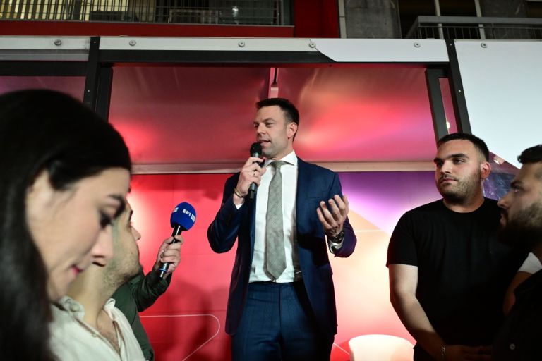 Κασσελάκης: ”Καταφέραμε να μειώσουμε τη διαφορά από 23% σε 13%, είναι το πρώτο βήμα” [vid]