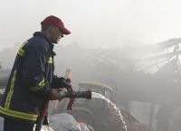 Φωτιά στο Μοσχάτο: Ήχησε το 112 – ”Καπνοί κατευθύνονται στην περιοχή σας, κλείστε πόρτες και παράθυρα”