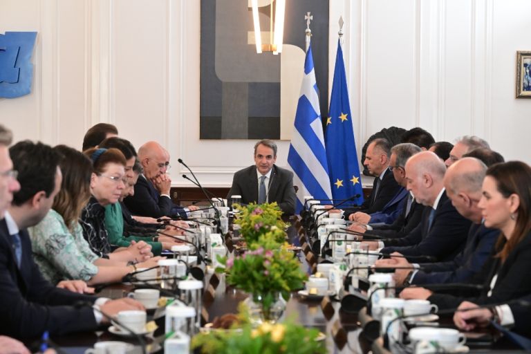 Μητσοτάκης στο νέο υπουργικό: Περισσότερη δουλειά και αποτελεσματικότητα, λιγότερα λάθη [vid]