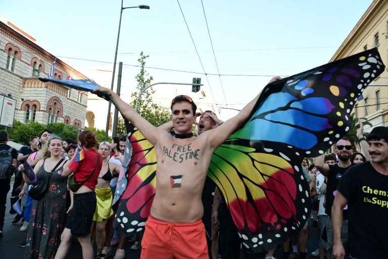Σε εξέλιξη το Athens Pride 2024 στην Πλατεία Συντάγματος [vid]