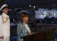 Σακελλαροπούλου από Κάσο: Η Ελλάδα είναι ανοιχτή στο διάλογο με βάση το Διεθνές Δίκαιο