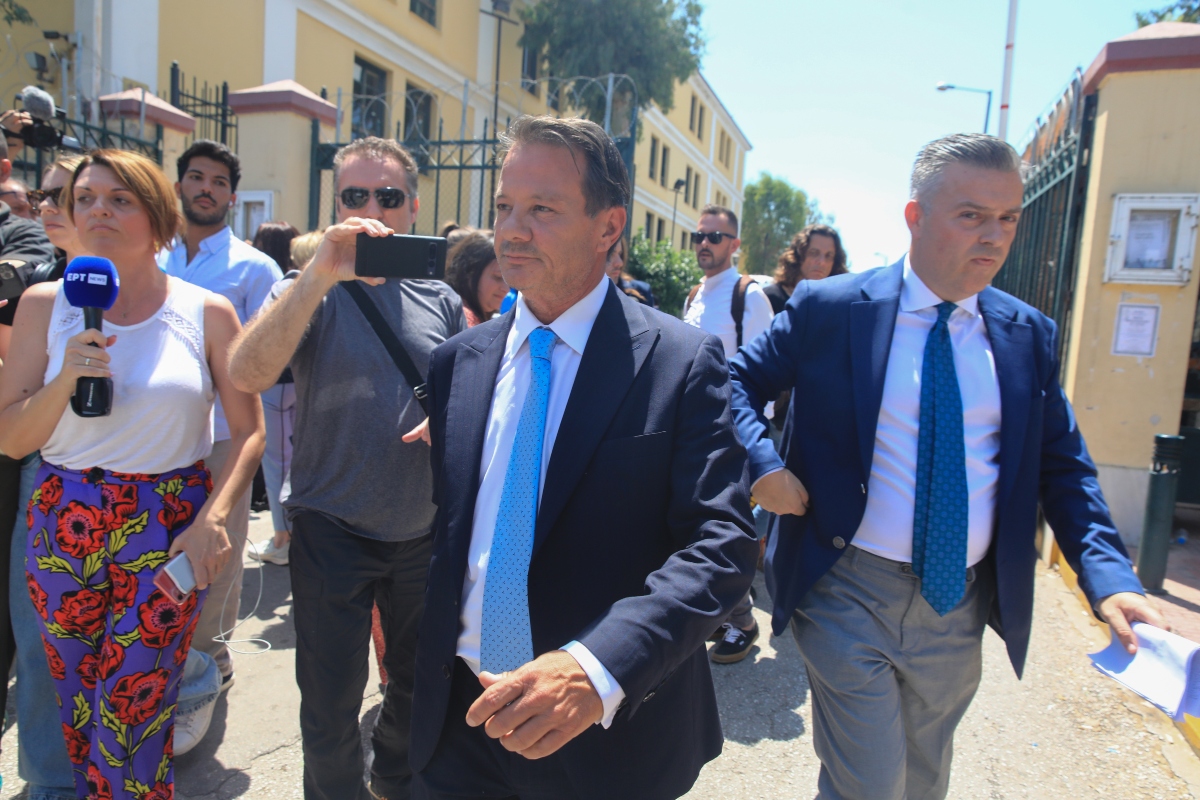 Η Πολυζωγοπούλου «καίει» τον Λύτρα: Προσπαθούσε να με πείσει να μην καταθέσω την αλήθεια