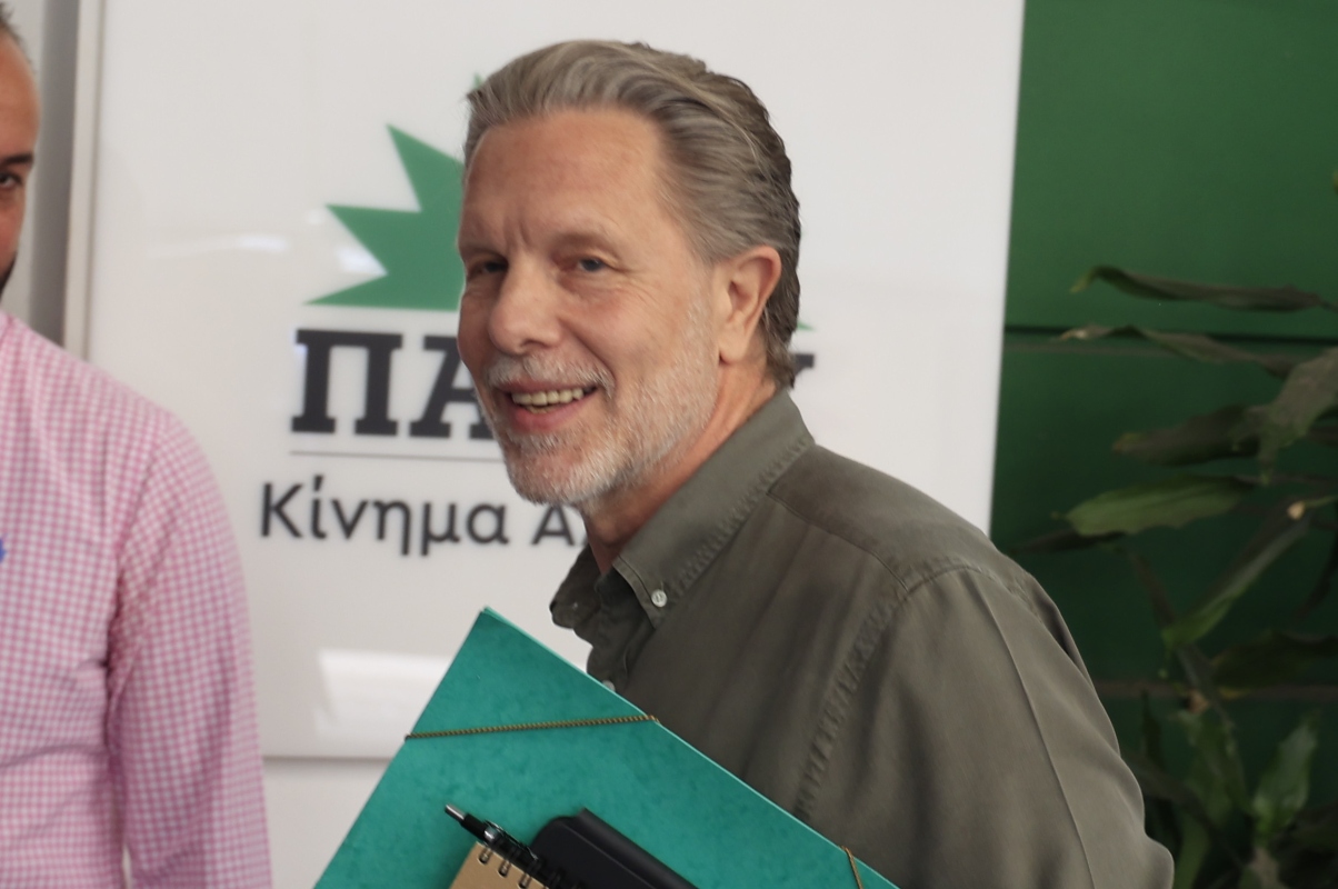 Γερουλάνος: Θα ανακοινώσω αν θα είμαι υποψήφιος για την ηγεσία του ΠΑΣΟΚ, όταν θα ανοίξει η διαδικασία