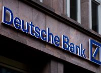 Deutsche Bank: Αυξημένες τιμές στόχοι για τις ελληνικές τράπεζες – Top pick η Eurobank