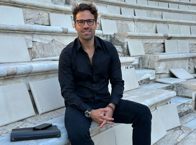 Η κάμερα τσάκωσε τον Κωνσταντίνο Αργυρό με γνωστό επιχειρηματία [pics]