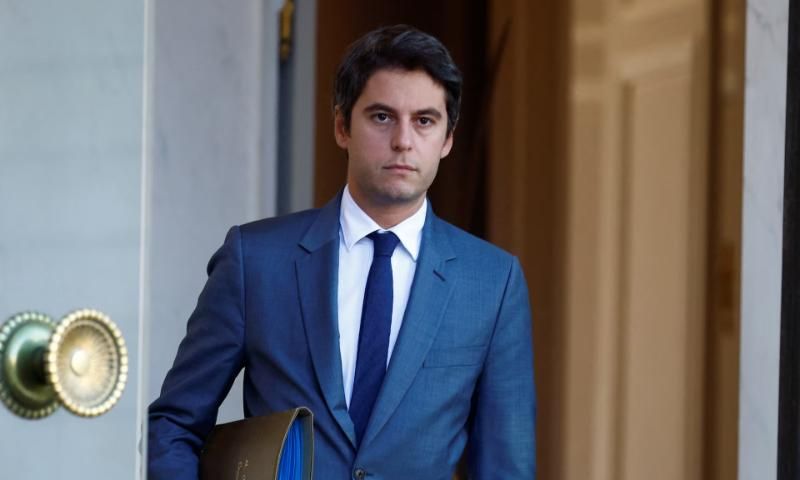 Κι όμως, ο Γκαμπριέλ Ατάλ θέλει να γίνει πρωθυπουργός και διά της ψήφου