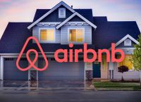 Airbnb: Τι λέει για τις ρυθμίσεις της κυβέρνησης για τις βραχυχρόνιες μισθώσεις