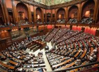 Ιταλία: Δεν θα εγκρίνει τον Ευρωπαϊκό Μηχανισμό Σταθερότητας