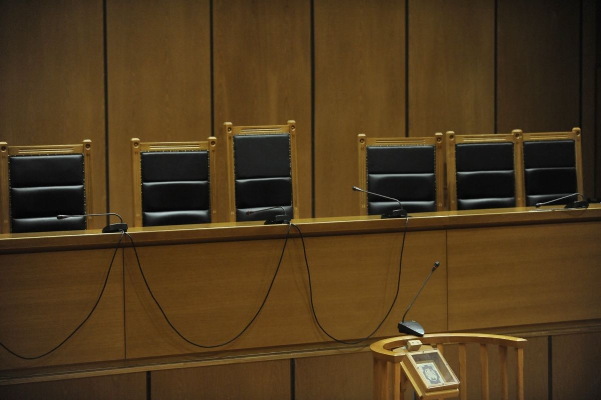 Σε καθολική αποχή οι δικηγόροι τη Δευτέρα για τον νέο Δικαστικό Χάρτη