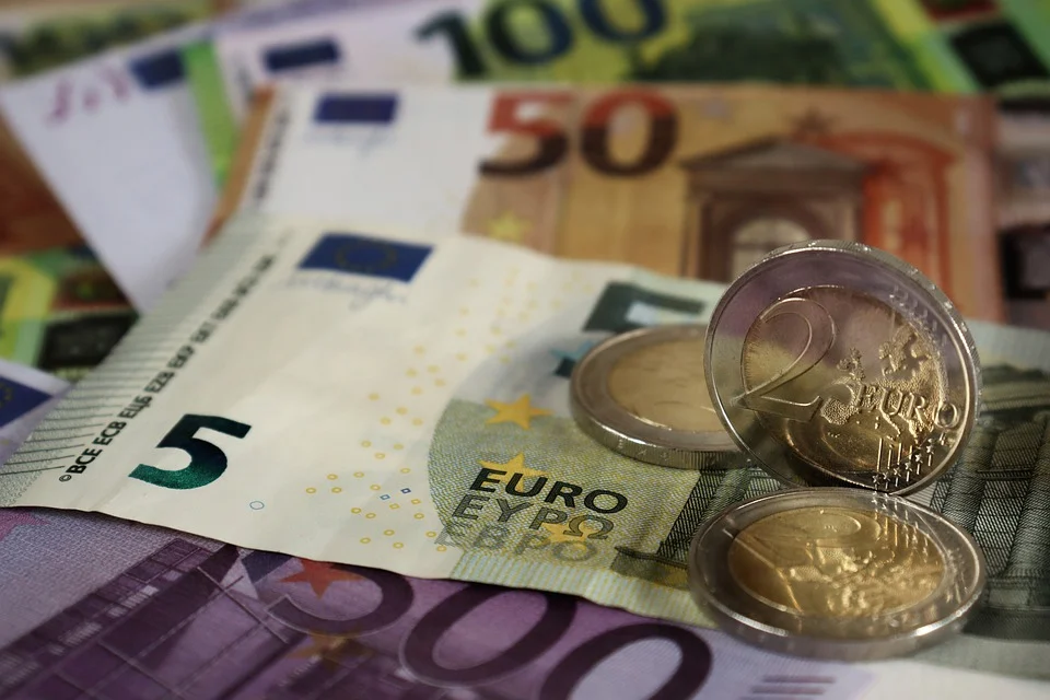 Επίδομα: Ποιοι δικαιούνται ειδικό βοήθημα 1.000 ευρώ – Κάντε τώρα την αίτηση!