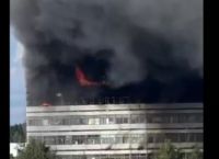 Μόσχα: 9 εγκλωβισμένοι σε φλεγόμενο ινστιτούτο ερευνών [vid]