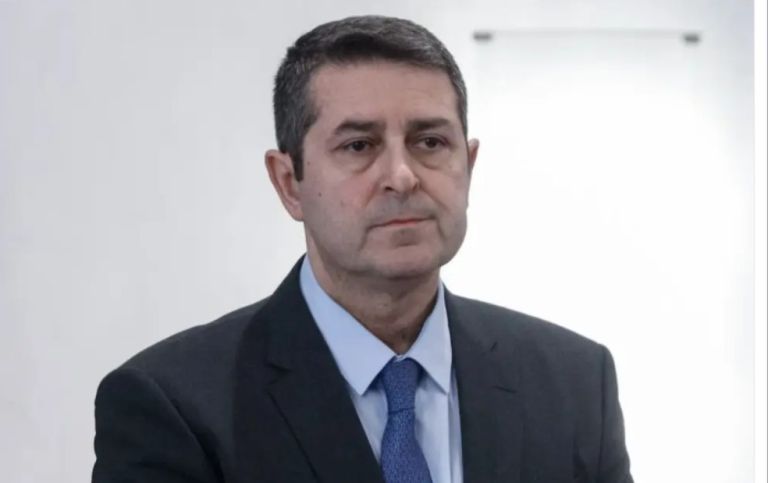 Μυλωνάκης: Αυτό είναι το νέο πρόσωπο στο Μαξίμου – Το βιογραφικό του [vid]