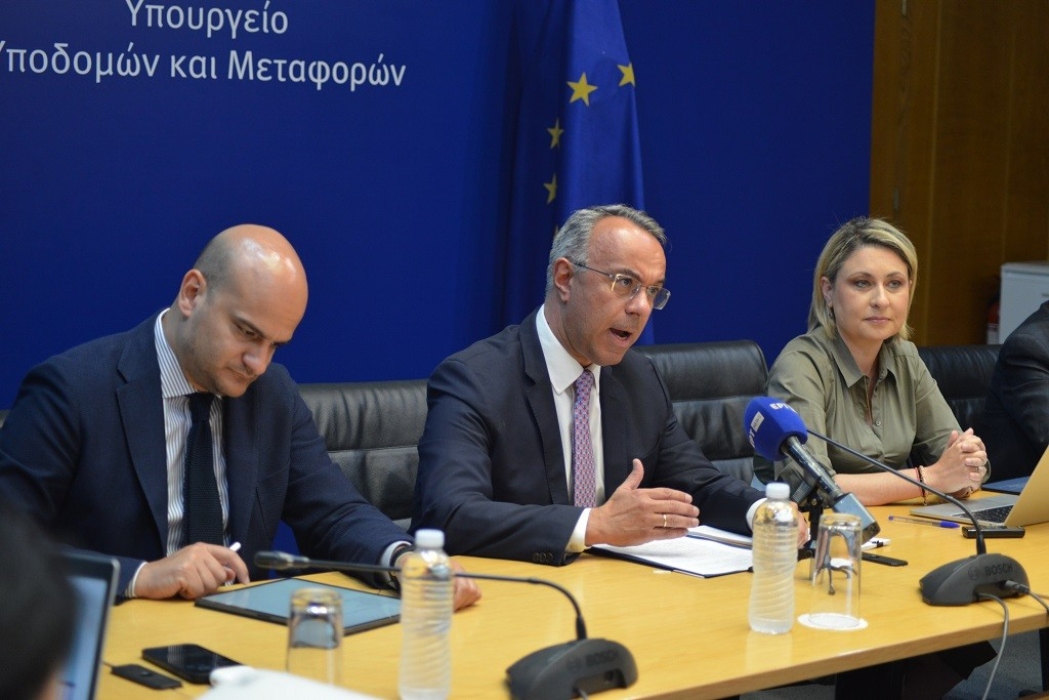 Σταϊκούρας: Αυξάνεται έως και τις 11.000 ευρώ η επιδότηση για φυσ. πρόσωπα στο πρόγραμμα Κινούμαι Ηλεκτρικά 3