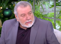 Τάσος Χαλκιάς: «Έτρωγα ξύλο από τον πατέρα μου» [vid]