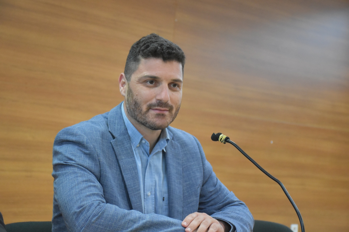 Τεμπονέρας για Κασσελάκη: Μου είναι αδιανόητο να σκεφτώ ότι υπάρχει υπόνοια για την ηγεσία Τσίπρα