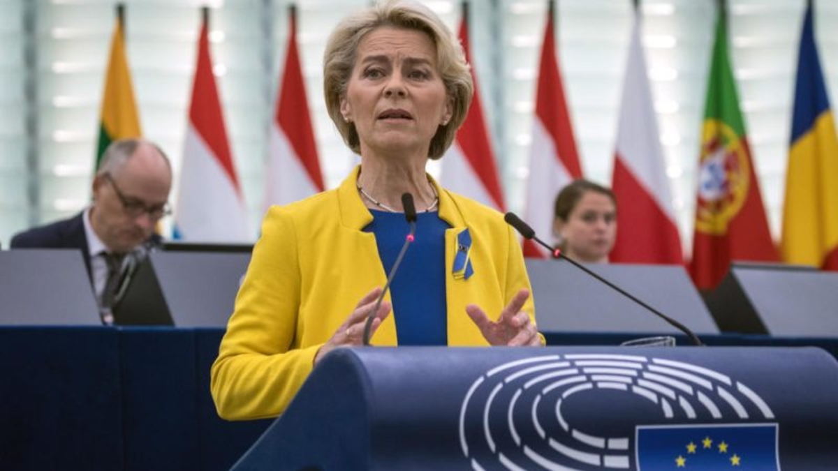 Ευρωπαϊκή ασπίδα για τη δημοκρατία προτείνει η φον ντερ Λάιεν