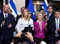 Γιατί δεν βγήκε λευκός καπνός στην άτυπη σύνοδο κορυφής