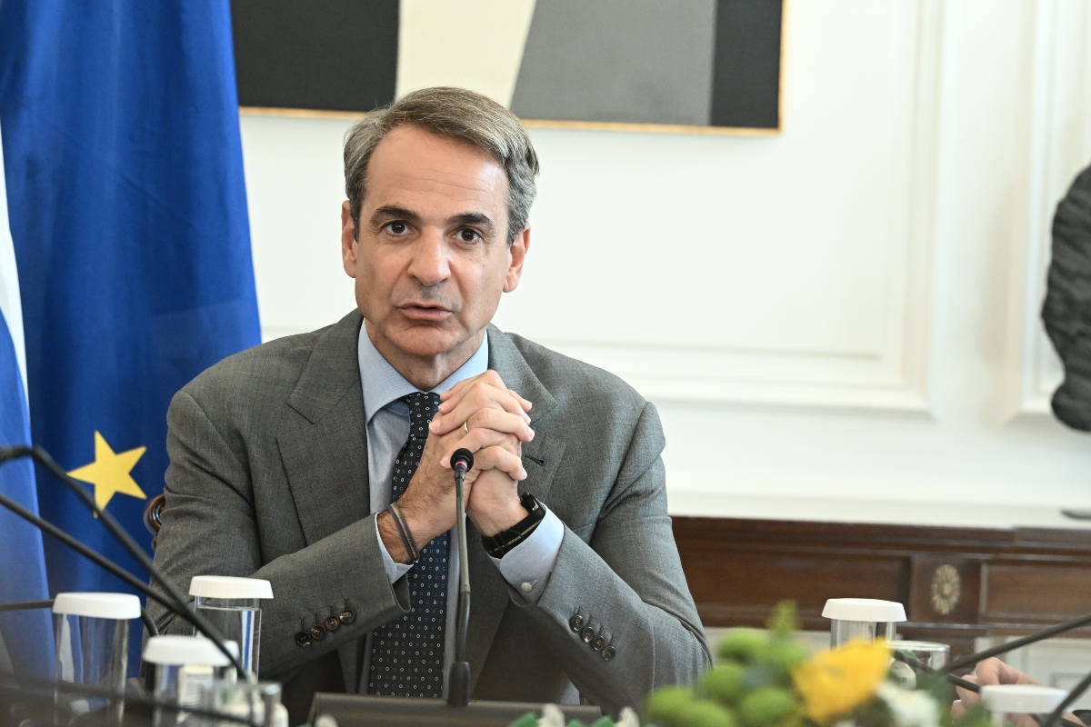 Η κυβέρνηση επιταχύνει τις μεταρρυθμίσεις σε υγεία και παιδεία