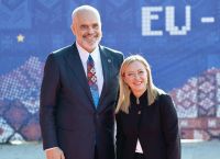 Στην Αλβανία η Τζ. Μελόνι για τα κλειστά κέντρα ασύλου
