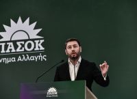 Ραγδαίες οι εξελίξεις στο ΠΑΣΟΚ – Τα βλέμματα στο Πολιτικό Συμβούλιο