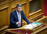 Σκληρό ροκ στο ΠΑΣΟΚ μεταξύ Ανδρουλάκη – διαφωνούντων