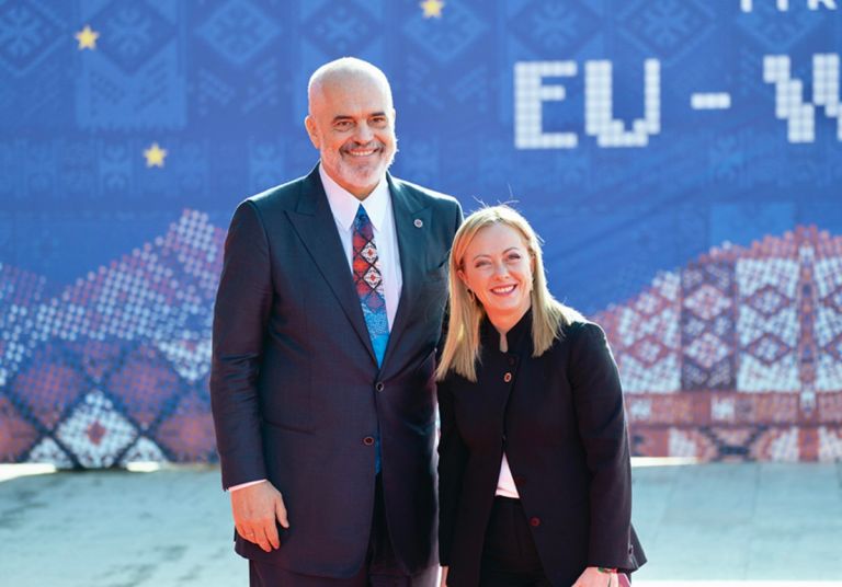 Μελόνι: Η μεταναστευτική πολιτική της Ε.Ε. πρέπει να εμπνέεται από τη συμφωνία Ιταλίας – Αλβανίας