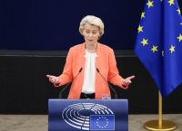 Ο «λαβύρινθος» της επανεκλογής Φον Ντερ Λάιεν