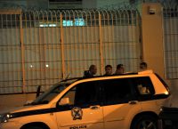 Κύκλωμα σκληρών μπράβων με εκβιασμούς, επιθέσεις & βόμβες σε επιχειρήσεις εξάρθρωσε η ΕΛ.ΑΣ. [vid]