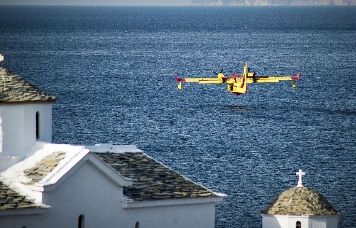 Agreement signed to create hydroplane service between Alexandroupolis and Samothrace