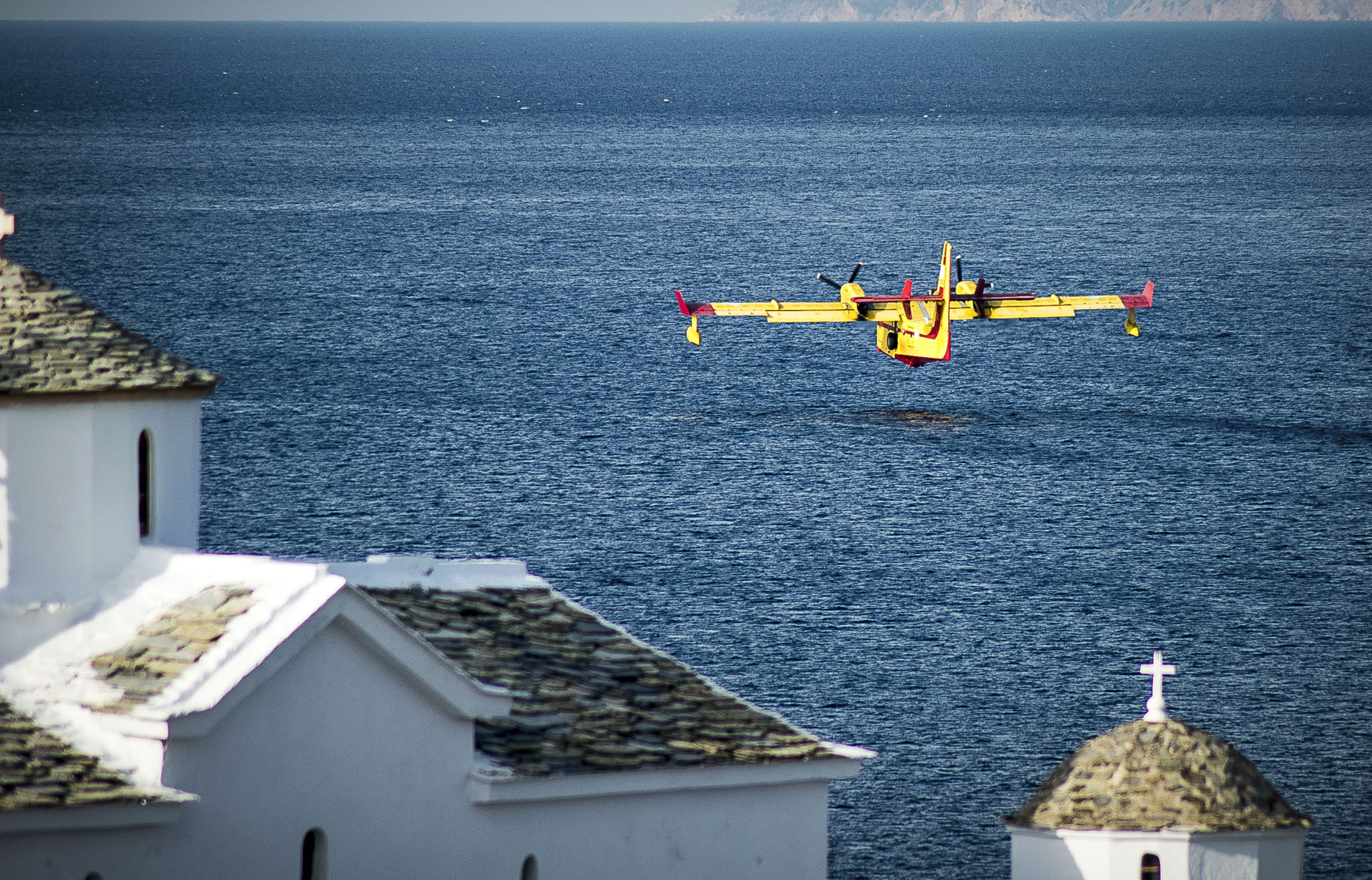 Agreement signed to create hydroplane service between Alexandroupolis and Samothrace