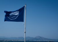 Χωρίς Γαλάζια Σημαία δύο παραλίες στην Αττική