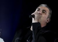 Ρέμος: “Δεν έχω τίποτα να κρύψω και να φοβηθώ, έρχονται συναυλίες” – Το βίντεο που ανέβασε