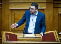 Δολοφονία Καραϊβάζ: «Βόμβες» Νάσου Ηλιόπουλου στη Βουλή – «Καταστράφηκε cd με συνομιλίες»