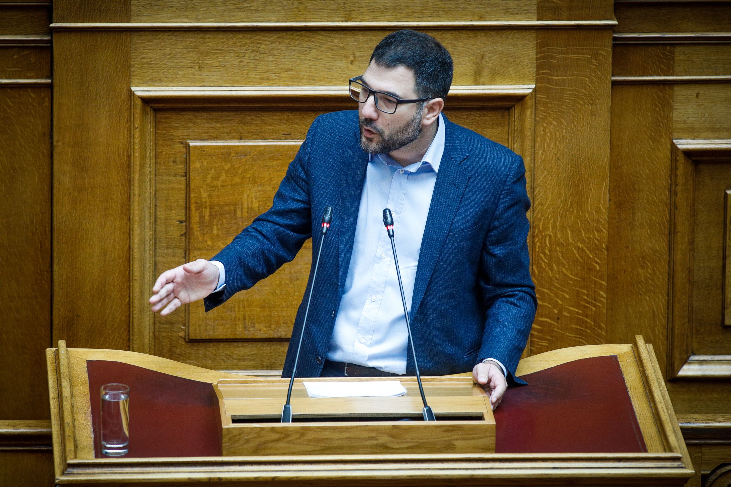 Δολοφονία Καραϊβάζ: «Βόμβες» Νάσου Ηλιόπουλου στη Βουλή – «Καταστράφηκε cd με συνομιλίες»