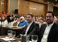 Five MPs enter PASOK’s leadership race in election countdown