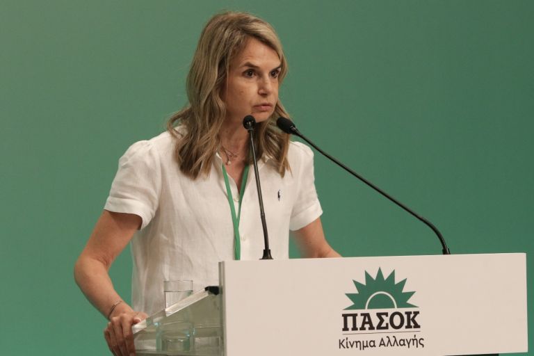 Υποψήφια πρόεδρος του ΠΑΣΟΚ η Μιλένα Αποστολάκη [vid]