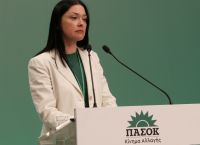 Υποψήφια πρόεδρος του ΠΑΣΟΚ η Νάντια Γιαννακοπούλου