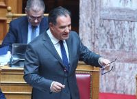Άδωνις Γεωργιάδης σε Κωνσταντοπούλου: Πάψτε να κάνετε τον Ροβεσπιέρο! [vid]