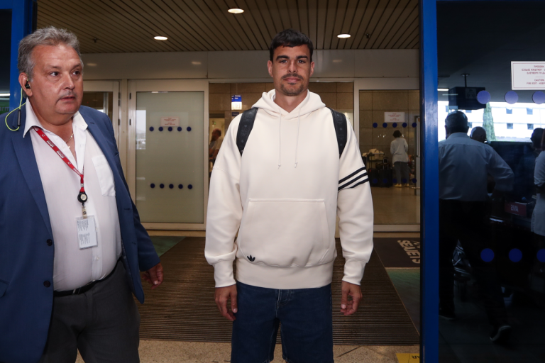 Ολυμπιακός: Στην Ελλάδα ο Ντάνι Γκαρθία – Ανακοινώνεται ο Ισπανός [vid]