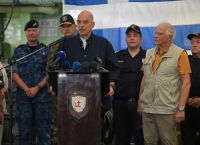 Δένδιας και Μπορέλ επισκέφτηκαν τη φρεγάτα «Ψαρά» σε λιμάνι του Τζιμπουτί