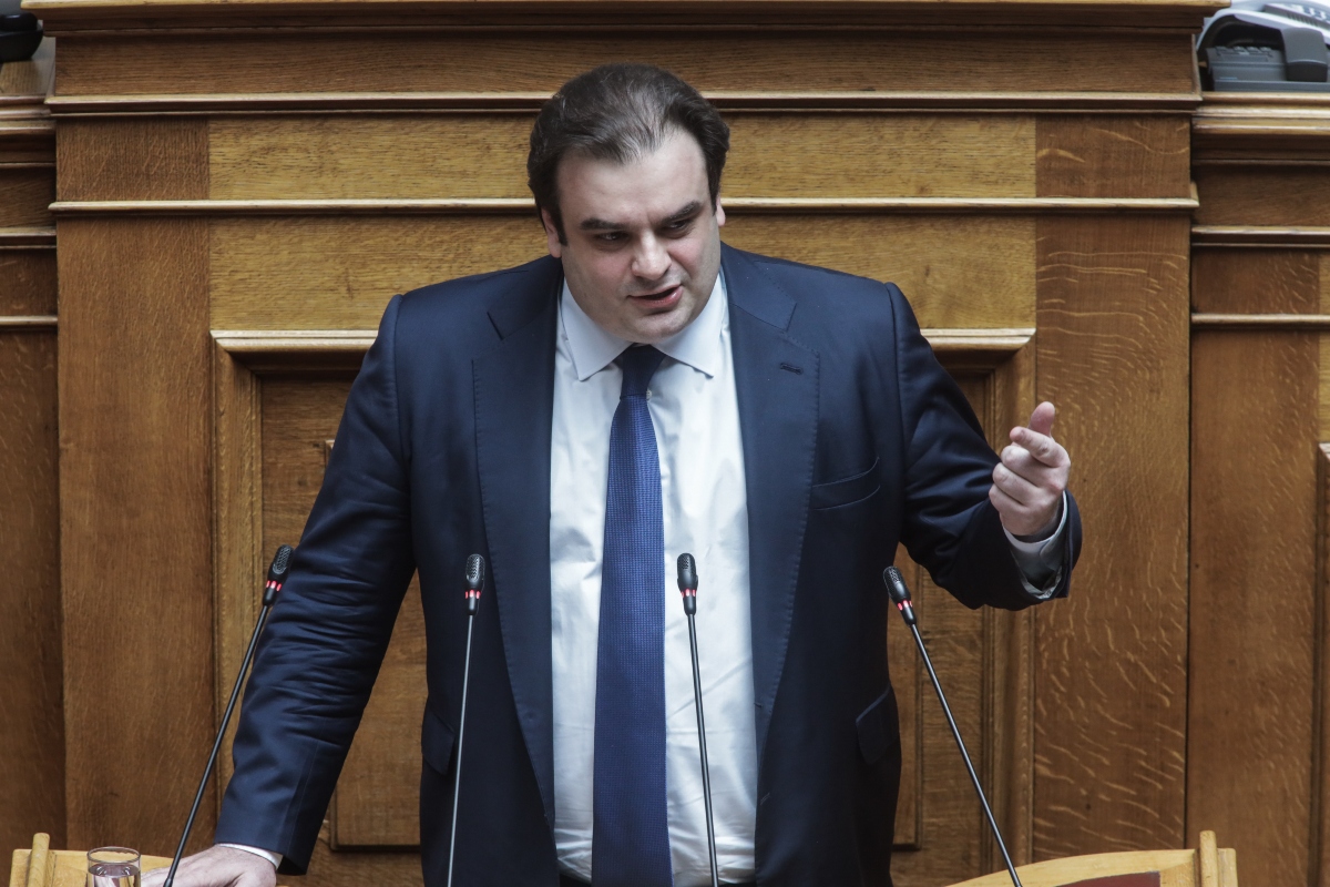 Ψηφίστηκε το νομοσχέδιο για τον εκσυγχρονισμό της Ακαδημίας Αθηνών και για τις οργανικές θέσεις σε σχολεία